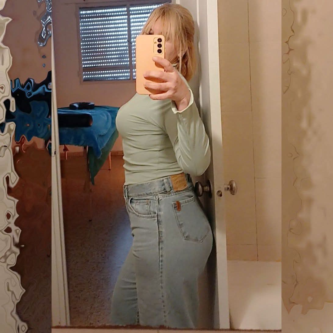 Eliana masajista en su consultorio privado de Solymar